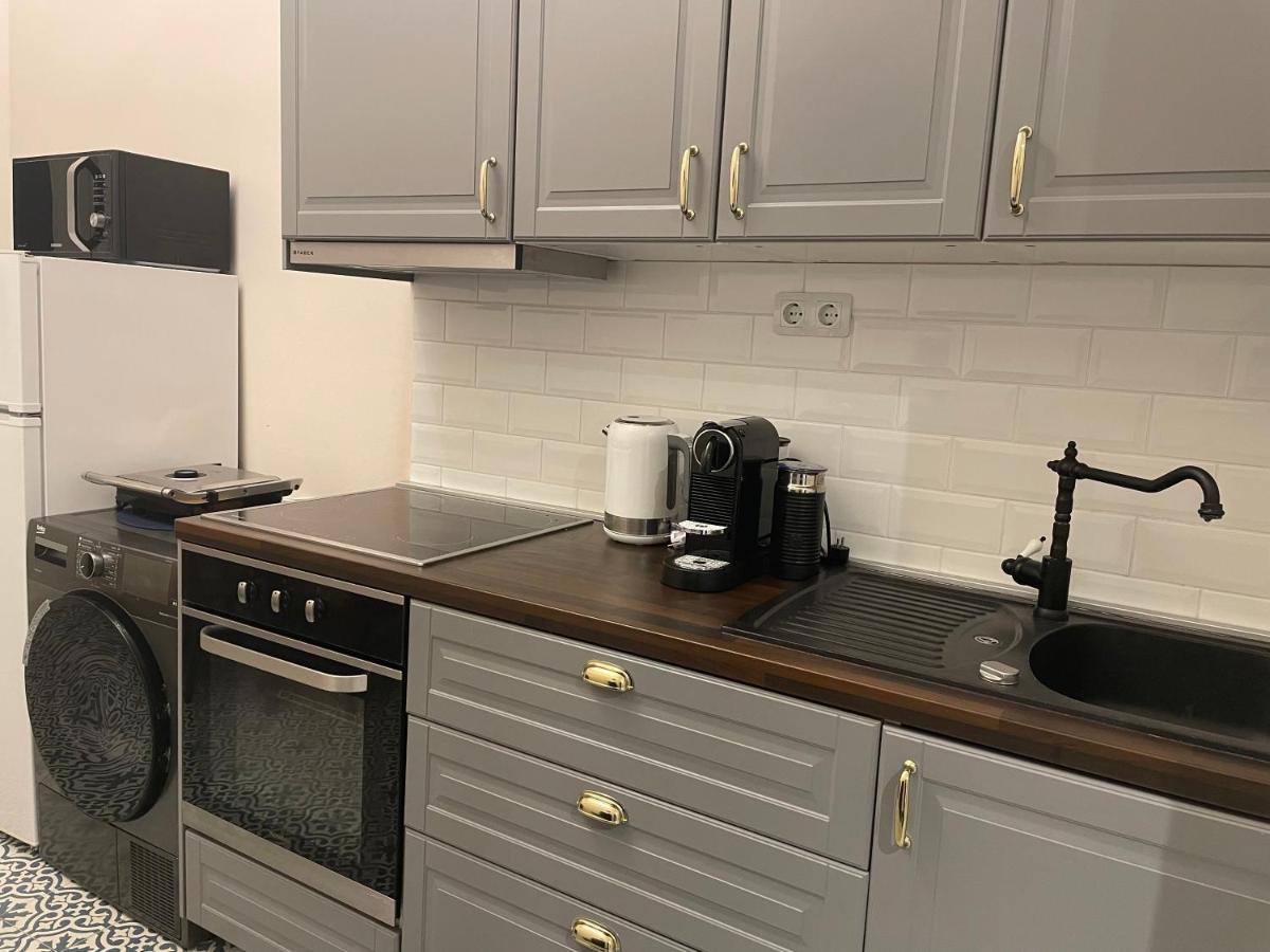 Charming And Cozy Apartment In Center Of ザグレブ エクステリア 写真